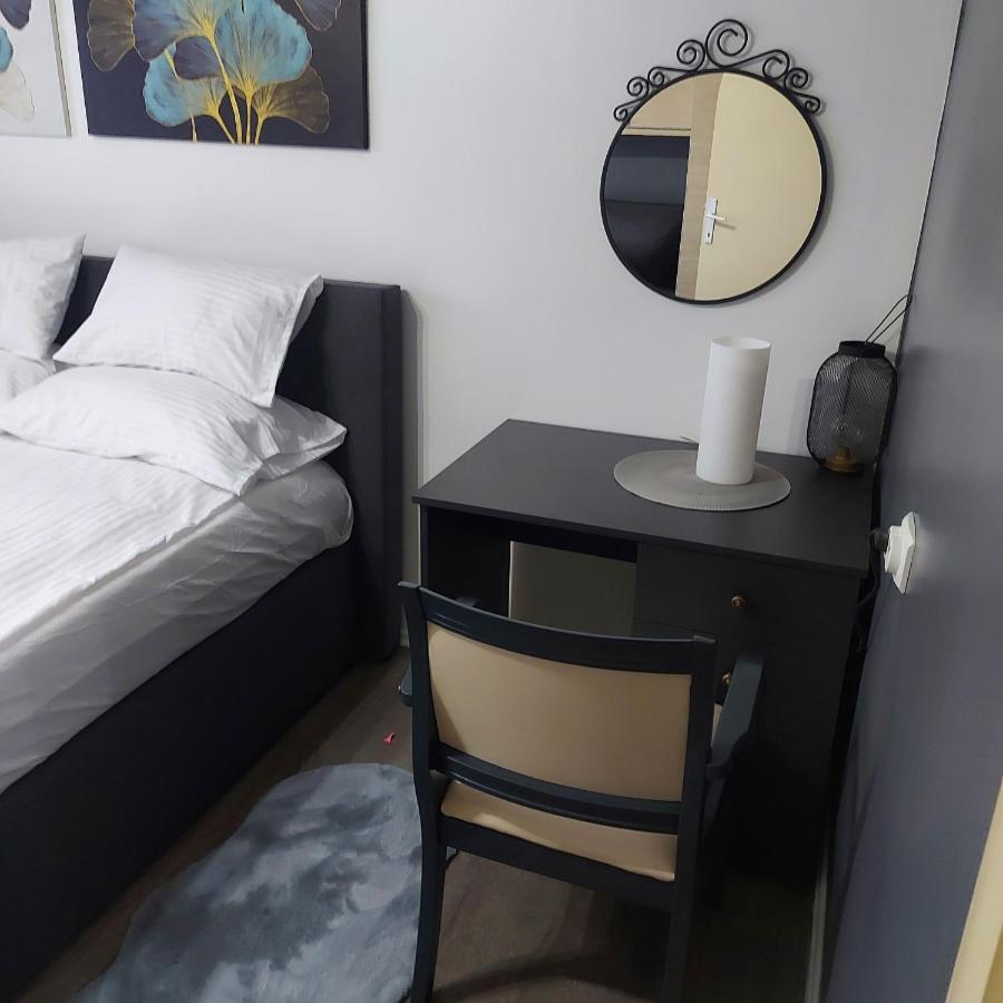 Apartman Pozoriste Penthaus Banja Luka Exterior photo